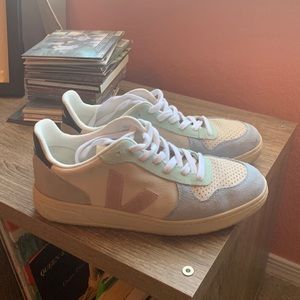 Veja Sneakers